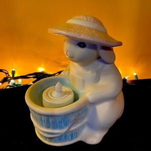 Pfaltzgraff  stoneware bunny, women Easter